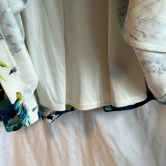 Chetta B Belted V neck Short Sleeve Flowy Floral Casual Cocktail Party Dress - Picture 5 of 8